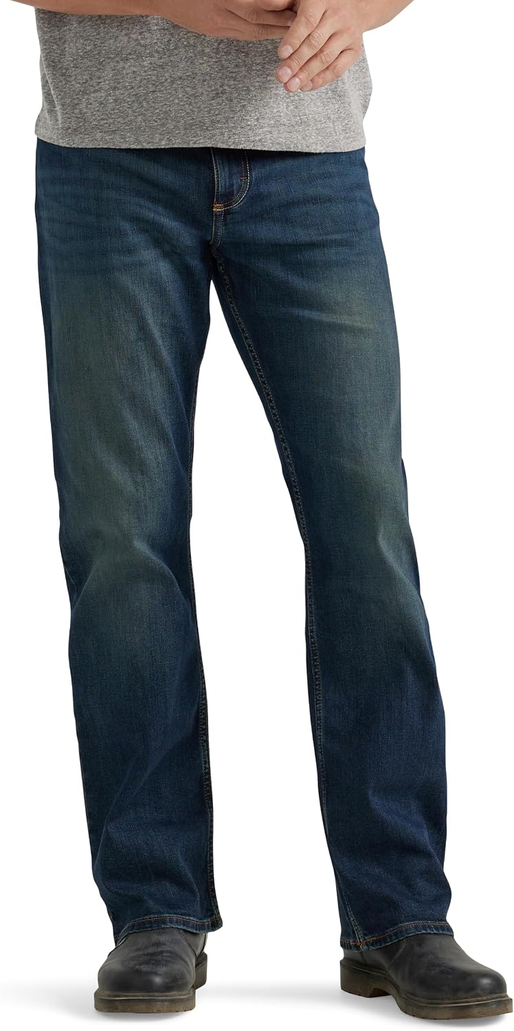 Wrangler Authentics Relaxed Fit Boot Cut Jean: estilo cómodo y versátil para cada día