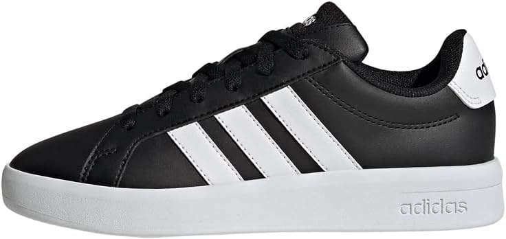 adidas Grand Court 3.0 Junior: estilo clásico y comodidad para cada día